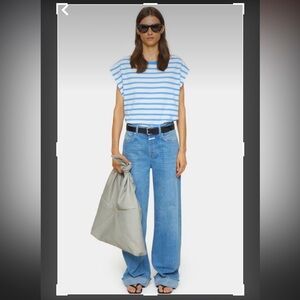 JCREW LIGHT BLUE AND WHITE STRIPE RUFFLE SLEEVE TOP 🩵